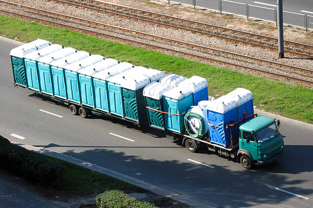 Best Portable toilet rental cost  in Locust Fork, AL
